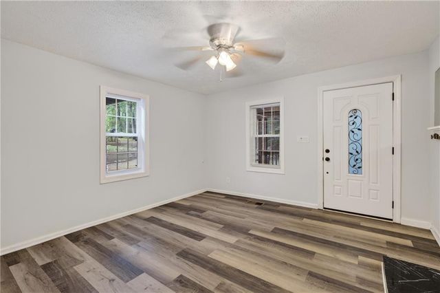 89 Silas King Street, Buford, GA 30518