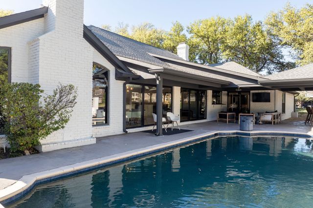 5702 Bent Trail, Dallas, TX 75248