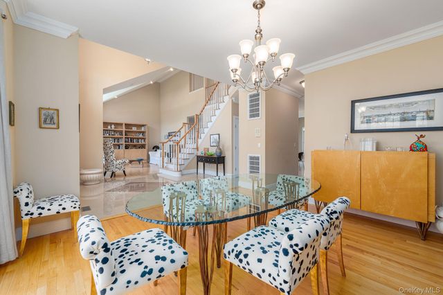 90 Caiola Court, Greenport, NY 11944