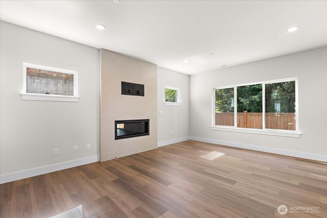 17919 Sunset Road, Bothell, WA 98012