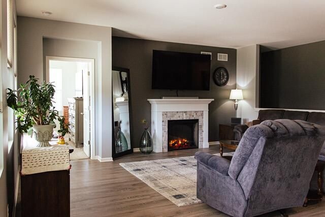 7831 W 105th Place, Crown Point, IN 46307