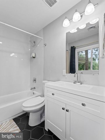 181 SOMERSET DR, Willingboro, NJ 08046