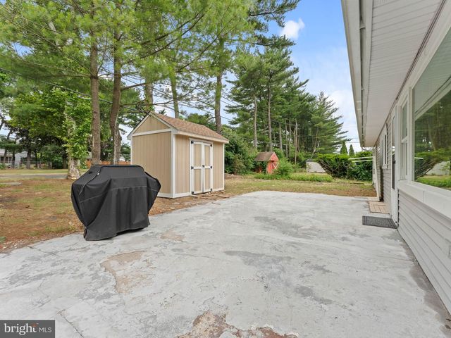 181 SOMERSET DR, Willingboro, NJ 08046