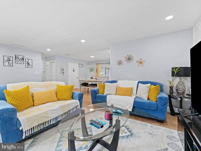 181 SOMERSET DR, Willingboro, NJ 08046