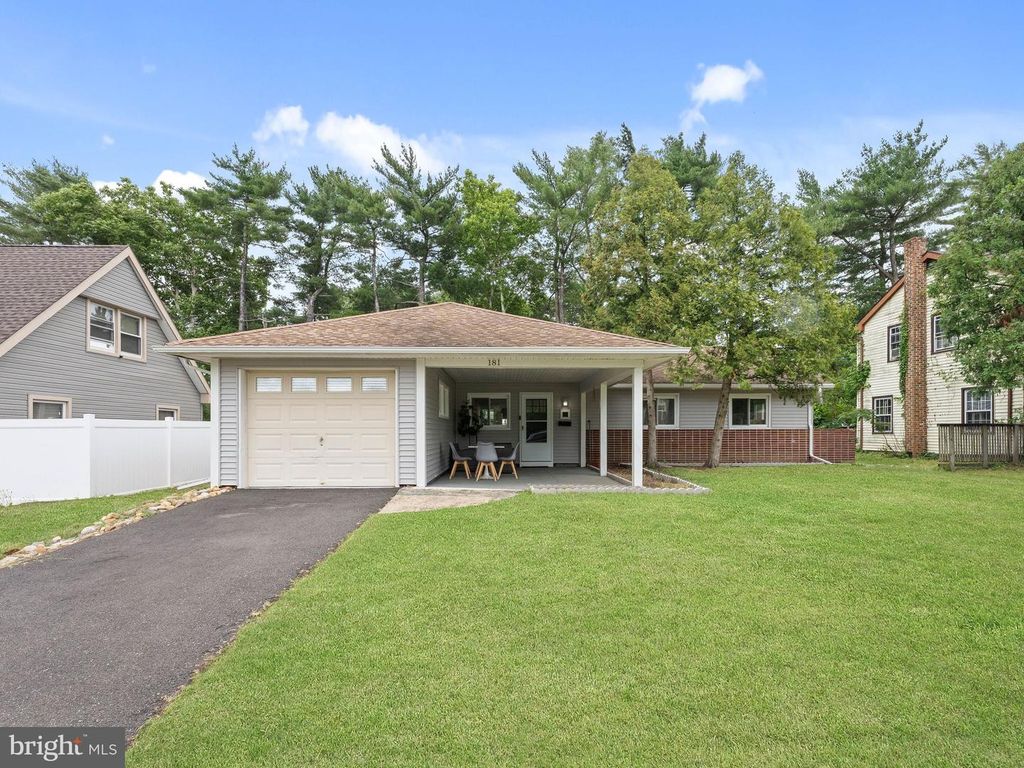 181 SOMERSET DR, Willingboro, NJ 08046
