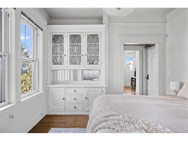 839 Sw GREEN Ave, Portland, OR 97205