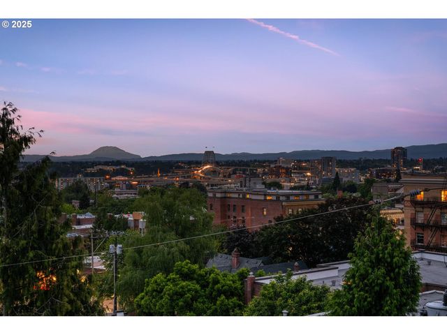 839 Sw GREEN Ave, Portland, OR 97205