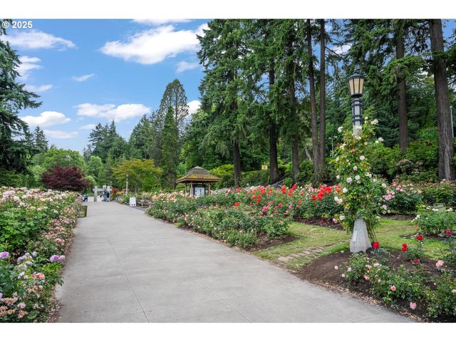 839 Sw GREEN Ave, Portland, OR 97205