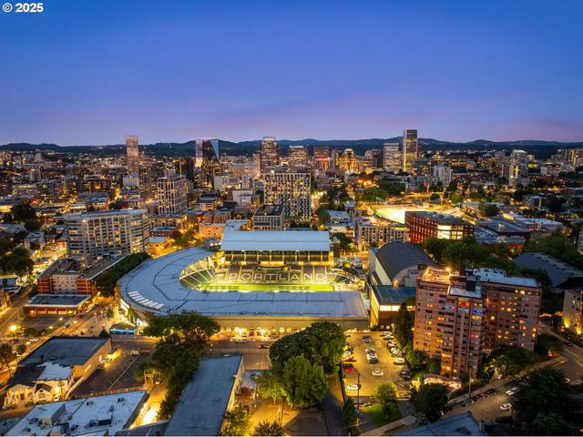 839 Sw GREEN Ave, Portland, OR 97205