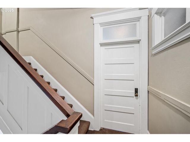 839 Sw GREEN Ave, Portland, OR 97205