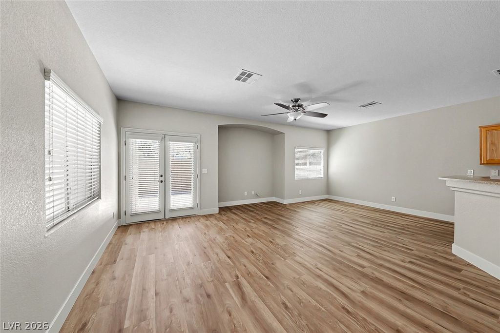 8685 Traveling Breeze Avenue 103, Las Vegas, NV 89178 — photo 4