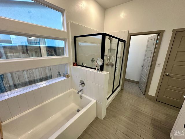 3109 Little Cedar Way, Shafter, CA 93263