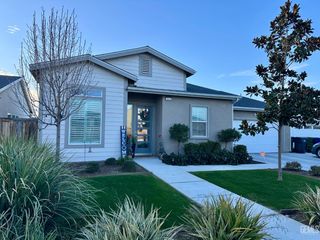 3109 Little Cedar Way, Shafter, CA 93263