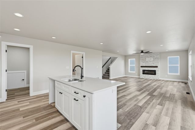 808 Crestview, Solon, IA 52333