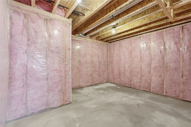 808 Crestview, Solon, IA 52333