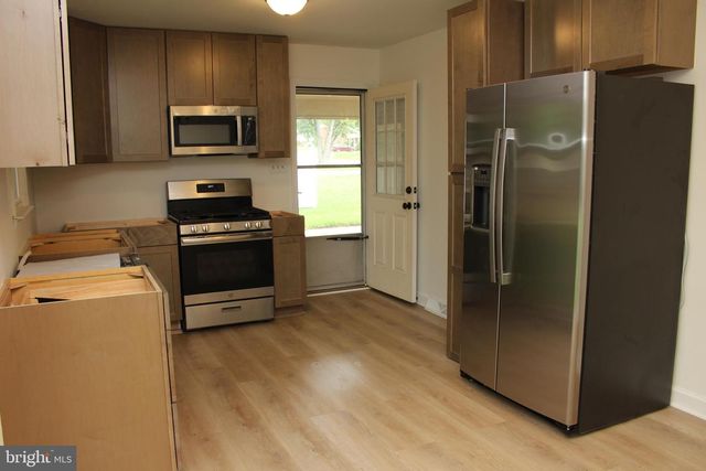803 GRAFTON ST, Fredericksburg, VA 22405
