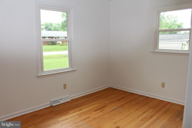 803 GRAFTON ST, Fredericksburg, VA 22405