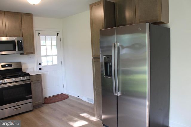 803 GRAFTON ST, Fredericksburg, VA 22405