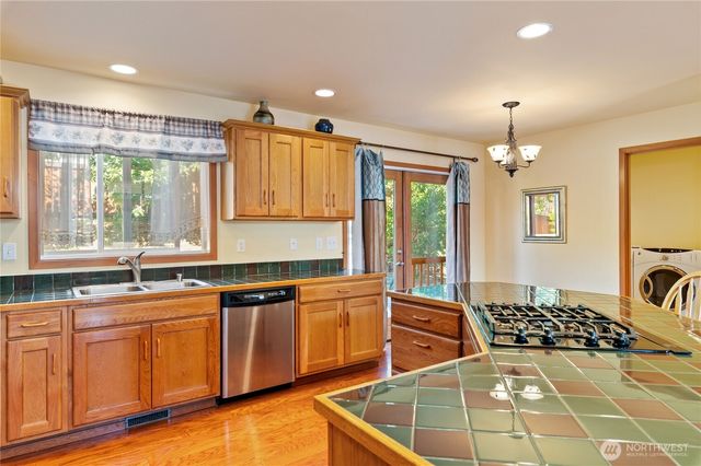 3215 Rickey Road NE, Bremerton, WA 98310