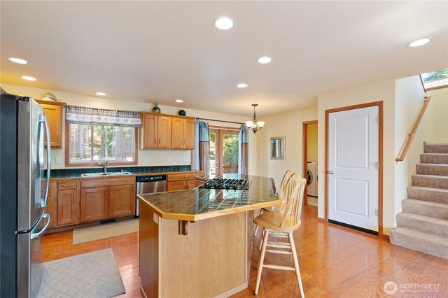 3215 Rickey Road NE, Bremerton, WA 98310