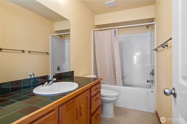 3215 Rickey Road NE, Bremerton, WA 98310