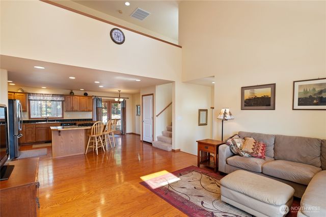 3215 Rickey Road NE, Bremerton, WA 98310