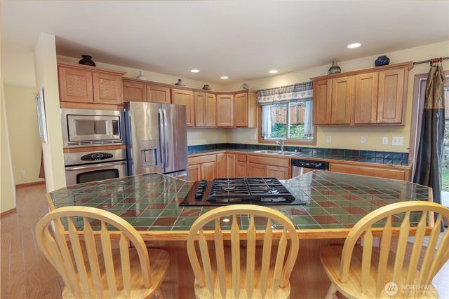 3215 Rickey Road NE, Bremerton, WA 98310