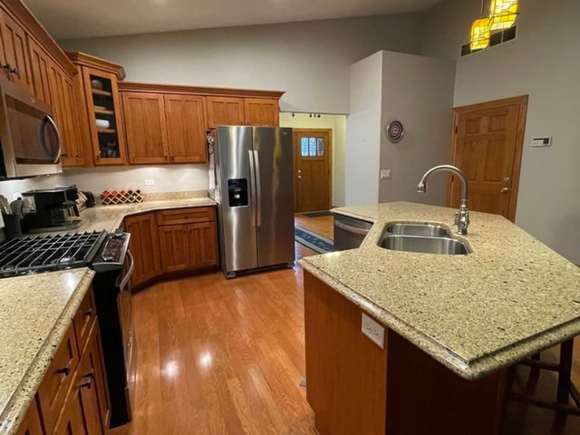 104 River Run Drive, St. Anne, IL 60964