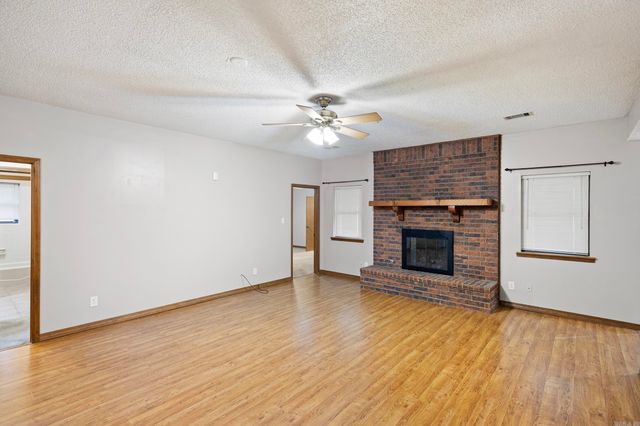 201 Meadow Lynn Drive, Morrilton, AR 72110