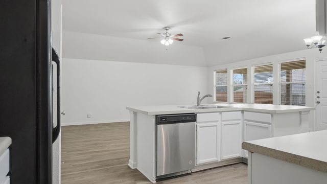 1529 Cardinal Way, Aubrey, TX 76227