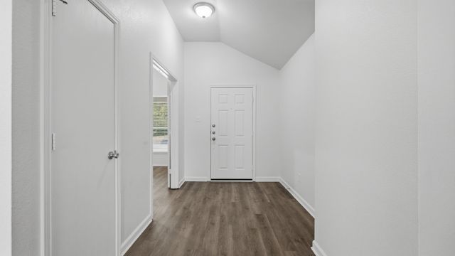 1529 Cardinal Way, Aubrey, TX 76227