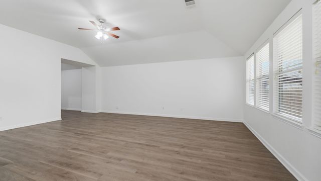 1529 Cardinal Way, Aubrey, TX 76227