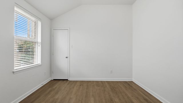 1529 Cardinal Way, Aubrey, TX 76227