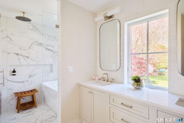 26 Bassett Lane, Madison, CT 06443