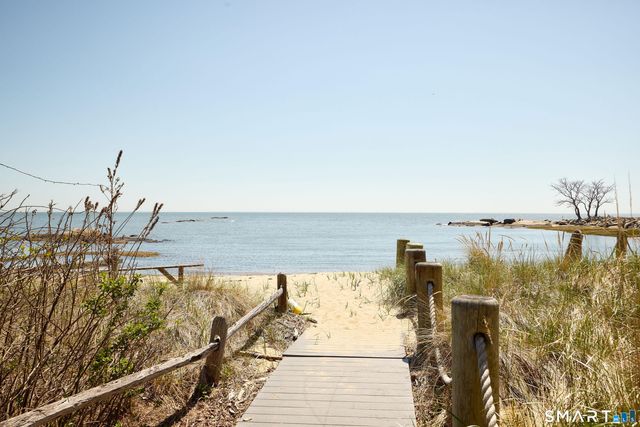 26 Bassett Lane, Madison, CT 06443
