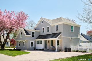 26 Bassett Lane, Madison, CT 06443