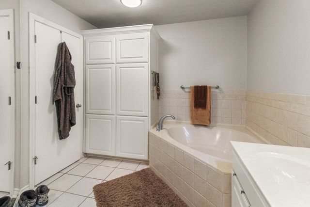 1325 Kings Rd, Marshall, TX 75672