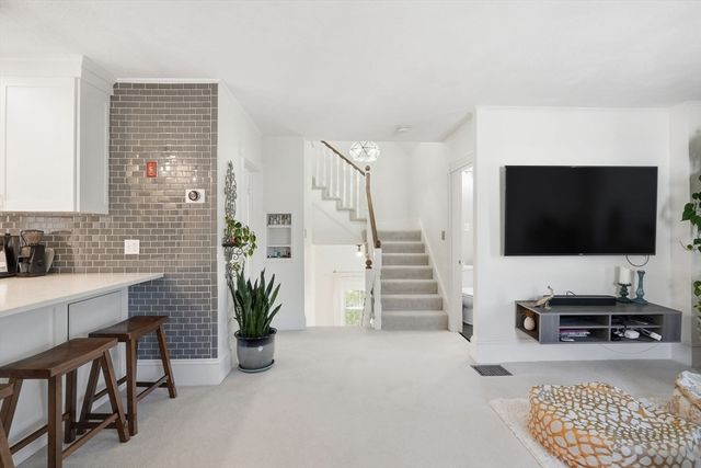 19 Sherman St 2, Lexington, MA 02420