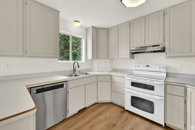 936 N 750 W, Clinton, UT 84015