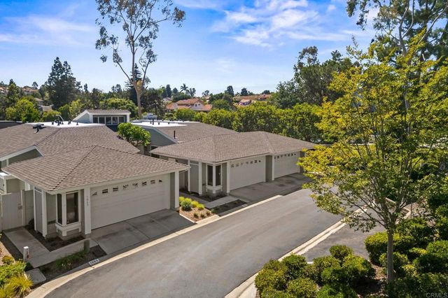 1065 Brewley Lane, Vista, CA 92081