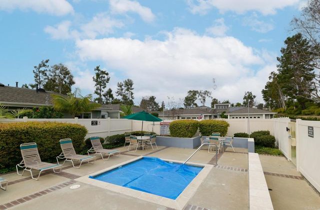 1065 Brewley Lane, Vista, CA 92081