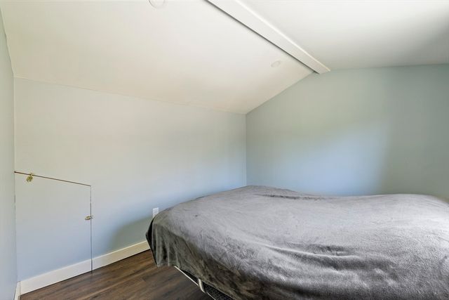 18 Oak Ridge Dr, Charlton, MA 01507