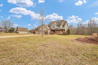 11 Long Grove Drive, Monticello, IL 61856