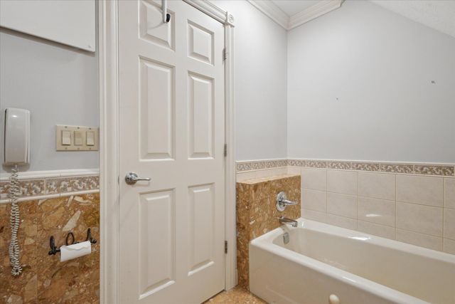 71451 Sanderling Drive, Niles, MI 49120