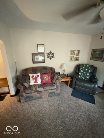 4910 E 10th Street, Indianapolis, IN 46201