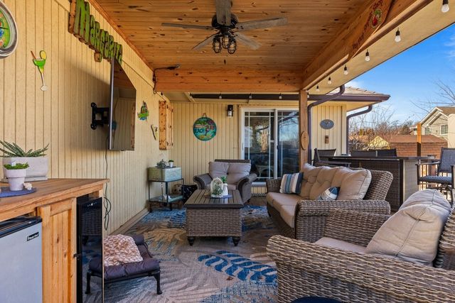 822 SE 10th Street, Ankeny, IA 50021