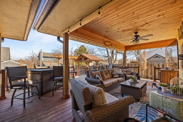 822 SE 10th Street, Ankeny, IA 50021