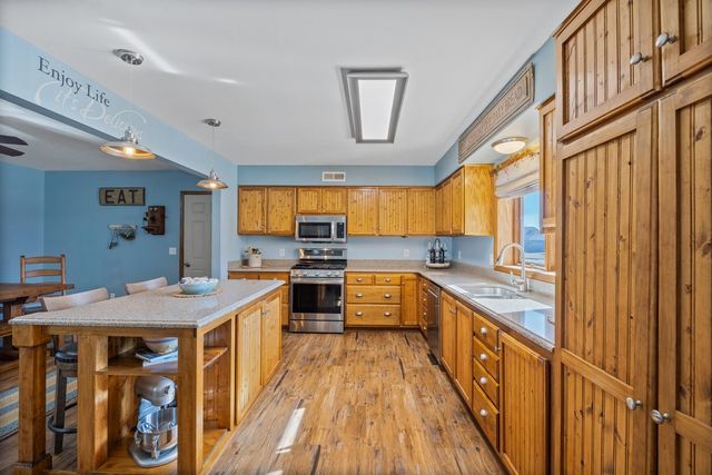 822 SE 10th Street, Ankeny, IA 50021