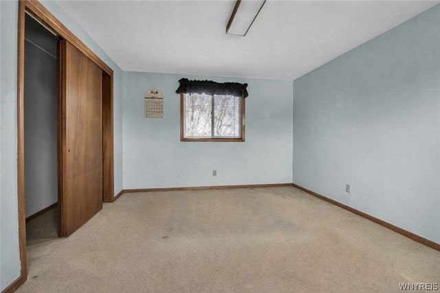 378 South Creek Drive, Cheektowaga, NY 14043