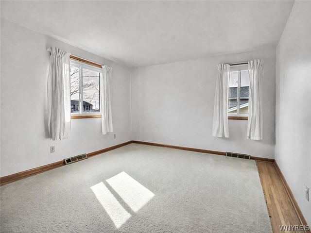 378 South Creek Drive, Cheektowaga, NY 14043